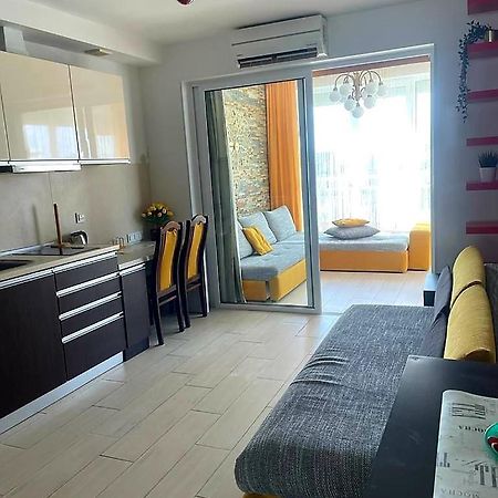 Apartamento Sunset View Przy Samym Morzu Plazy Primorsko Exterior foto